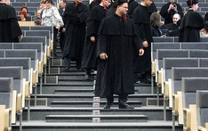 Wręczenie dyplomów absolwentom roku akademickiego 2010/2011